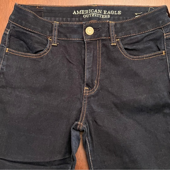 American Eagle Dark Wash Stretchy Denim Jeggings - Picture 3 of 10